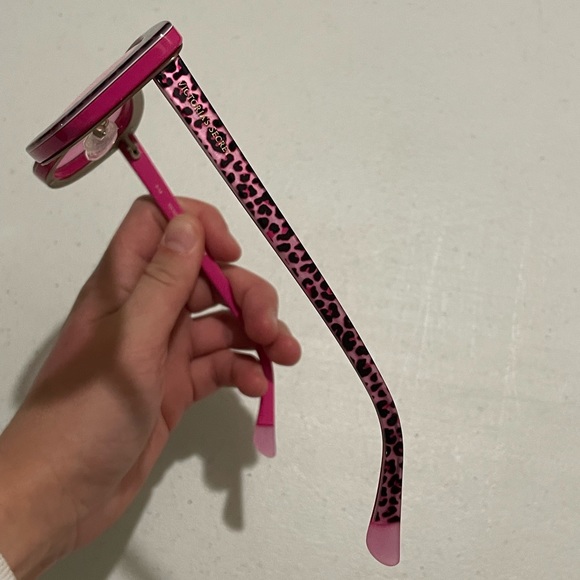 Victoria’s Secret Leopard Pink Sunglasses Animal Print VS0011 128-140 main image 5